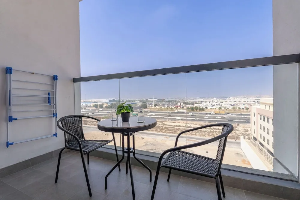 Standard Apart Daire, Şehir Manzaralı