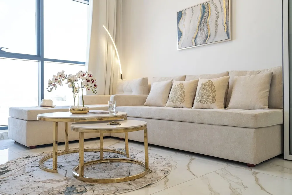 Standard Apart Daire, Şehir Manzaralı