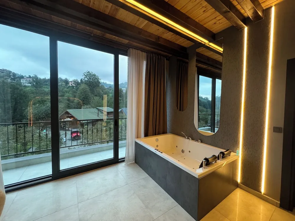 Romantic Üç Kişilik Oda, Balkon, Resort Manzaralı