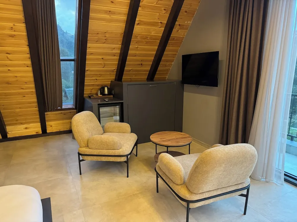 Romantic Üç Kişilik Oda, Balkon, Resort Manzaralı