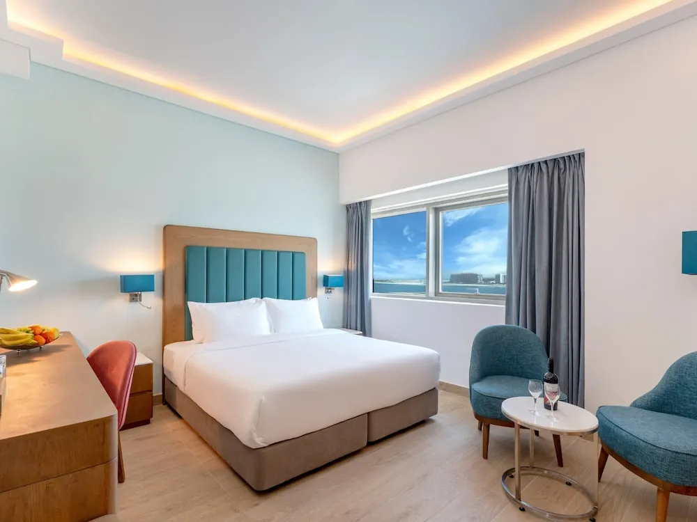 Deluxe Oda, 1 En Büyük (King) Boy Yatak, Şehir Manzaralı