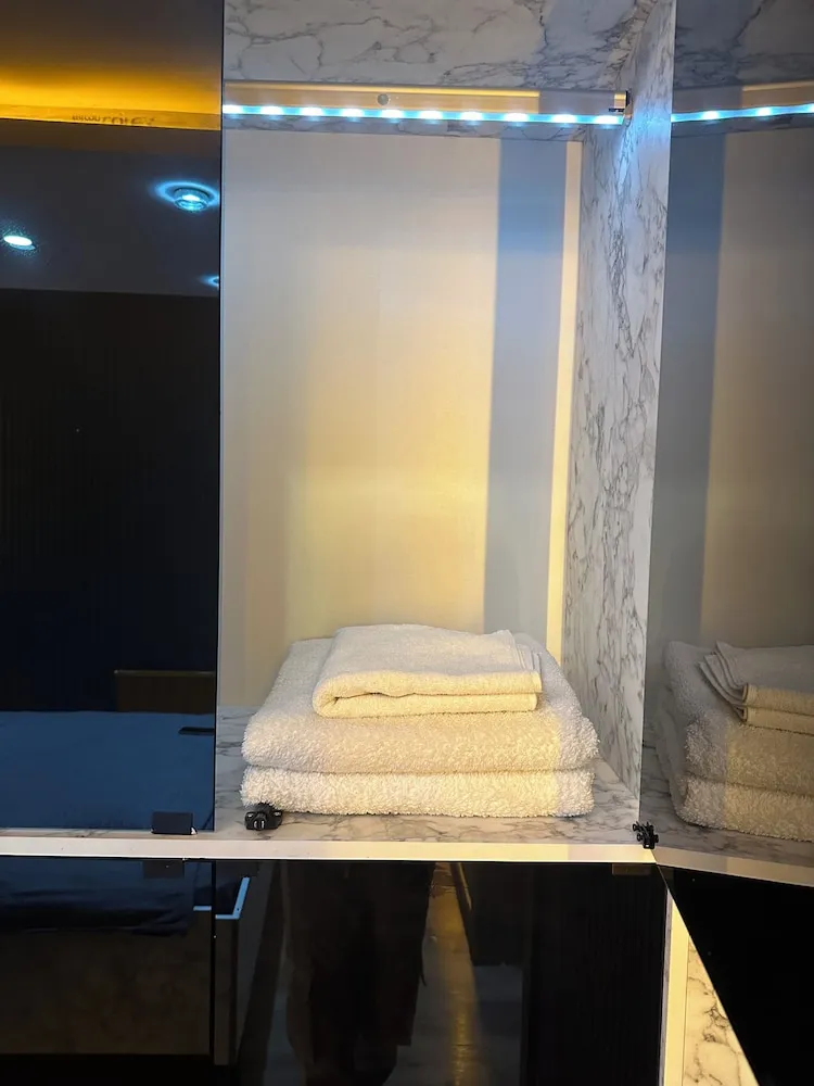 Deluxe Dört Kişilik Oda, Balkon, Şehir Manzaralı
