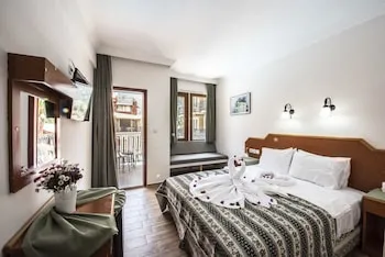 Belcehan Beach Hotel