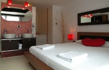 Hotel Devamlı