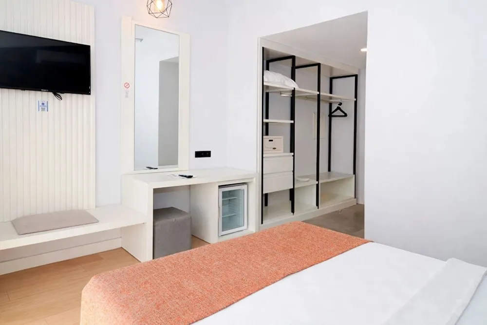 Standard Triple Room with Balcony