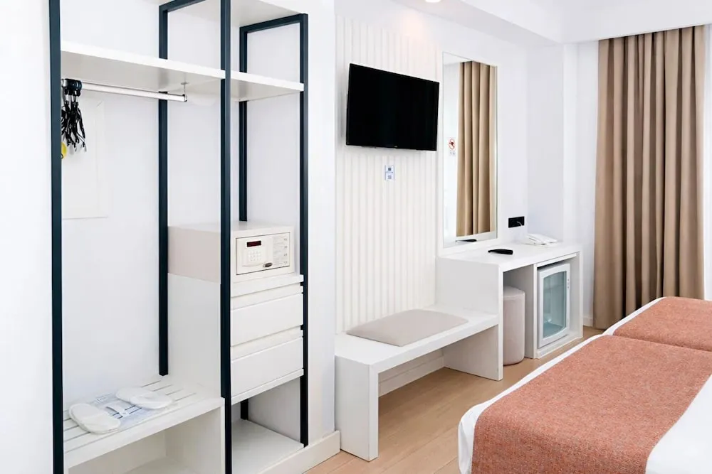 Standard Triple Room with Balcony