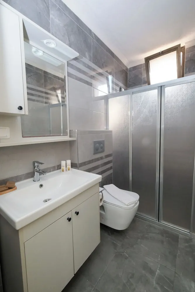 Deluxe Apart Daire, 2 Yatak Odası, Havuz Manzaralı