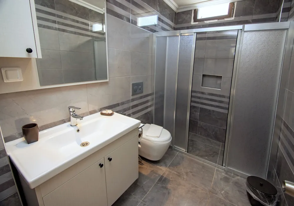 Junior Apart Daire, 2 Yatak Odası, Havuz Manzaralı