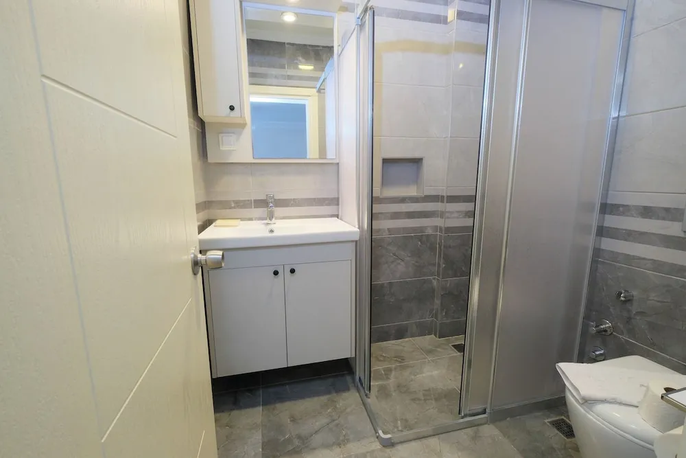 Junior Apart Daire, Mutfak, Dağ Manzaralı