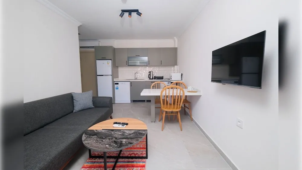 Deluxe Apart Daire, 1 Çift Kişilik Yatak ve Çekyat, Havuz Manzaralı