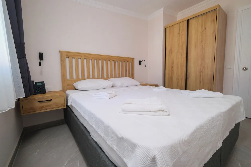 Deluxe Apart Daire, 1 Çift Kişilik Yatak ve Çekyat, Havuz Manzaralı