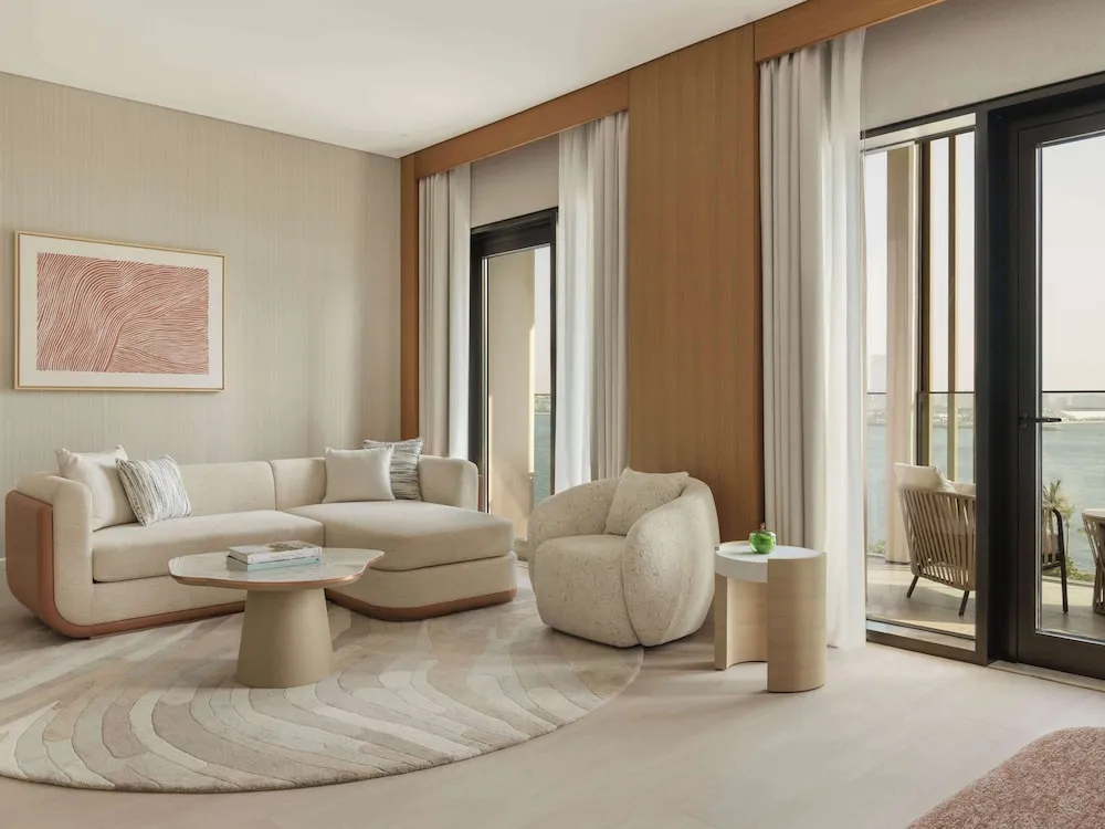Waking Eclipse One Bedroom Suite - Sea View