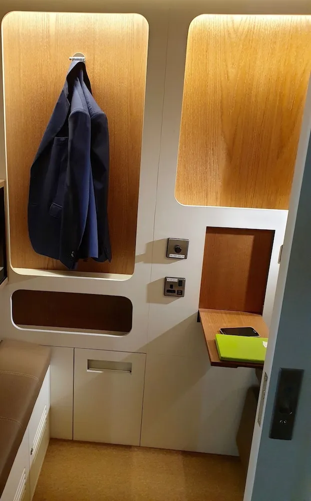 Single FlexiSuite Pod - 6 Hour Morning Stay from 07:00-13:00 (7am-1pm)