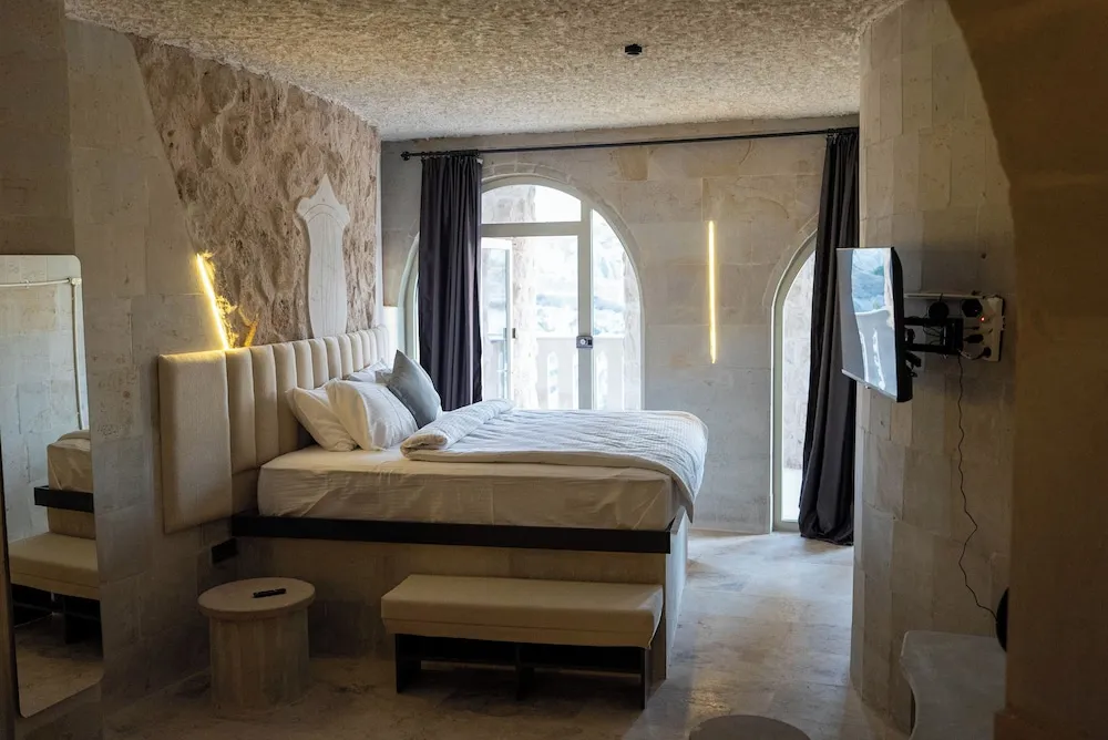 Exclusive Tek Büyük Yataklı Oda, Avlu Manzaralı