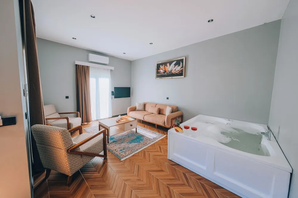 Standard Villa, Kişiye Özel Havuzlu, Bahçe Manzaralı