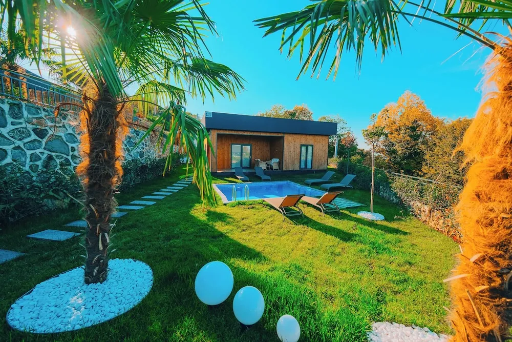 Family Villa, Kişiye Özel Havuzlu, Kısmi Göl Manzaralı