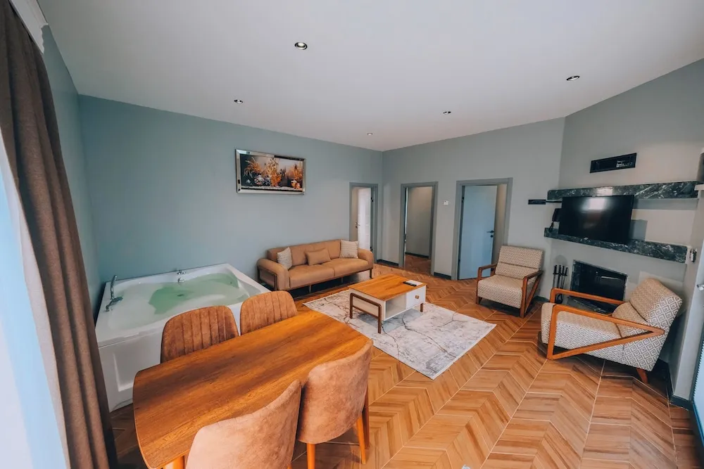 Family Villa, Kişiye Özel Havuzlu, Kısmi Göl Manzaralı