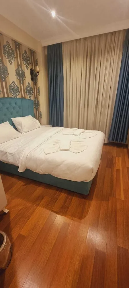Standard Tek Büyük Yataklı Oda, Şehir Manzaralı