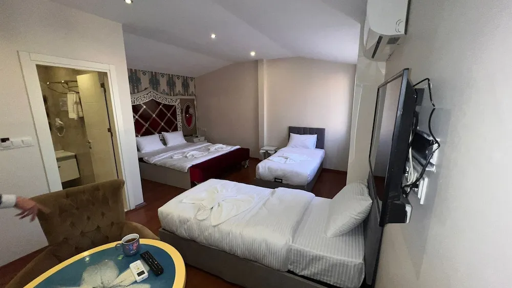 Standard Dört Kişilik Oda, Şehir Manzaralı