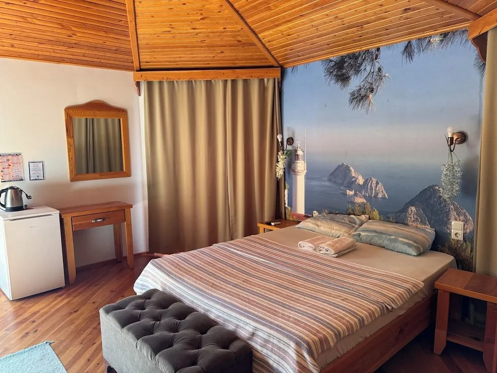 Superior Üç Kişilik Oda, Balkon, Deniz Manzaralı