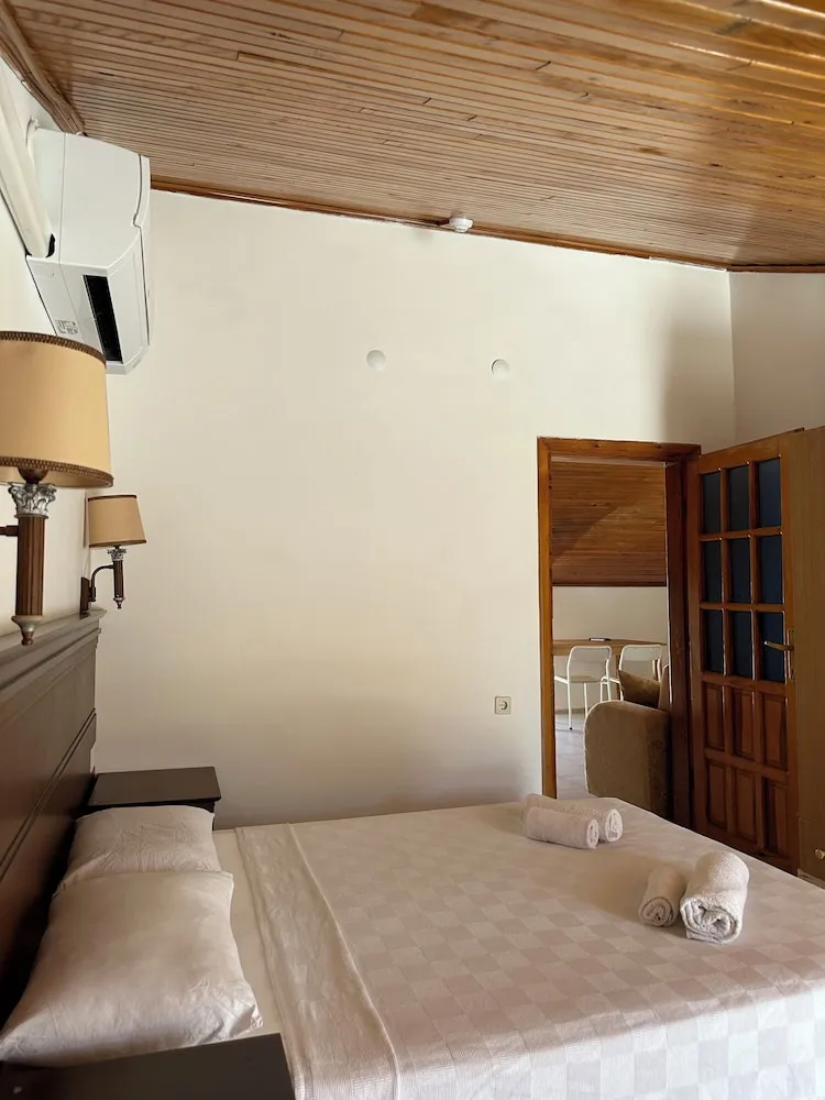 DENIZ,DAG,SEHIR,ORMAN MANZARALI,TERASLI