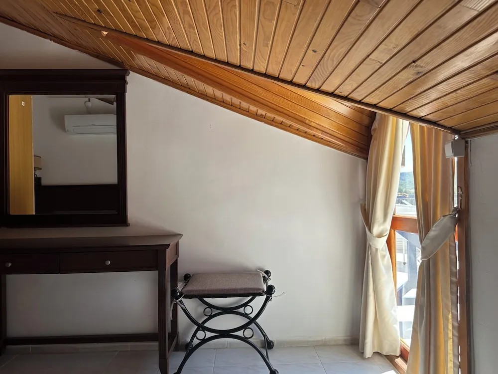 DENIZ,DAG,SEHIR,ORMAN MANZARALI,TERASLI