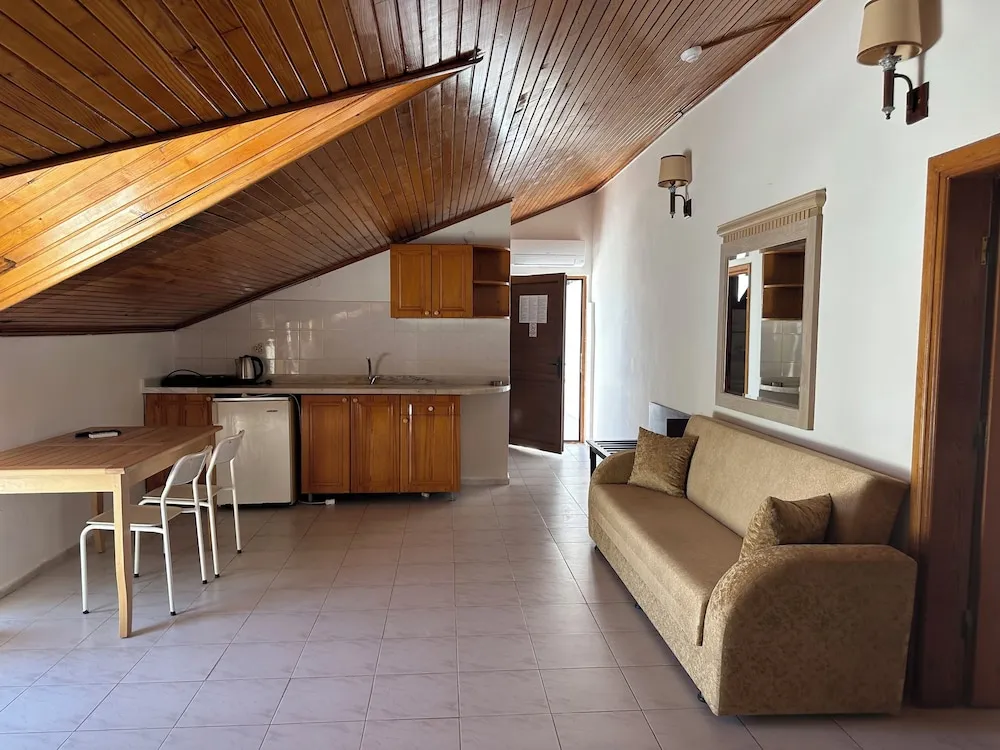 DENIZ,DAG,SEHIR,ORMAN MANZARALI,TERASLI