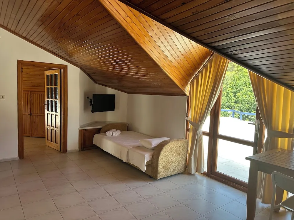 DENIZ,DAG,SEHIR,ORMAN MANZARALI,TERASLI