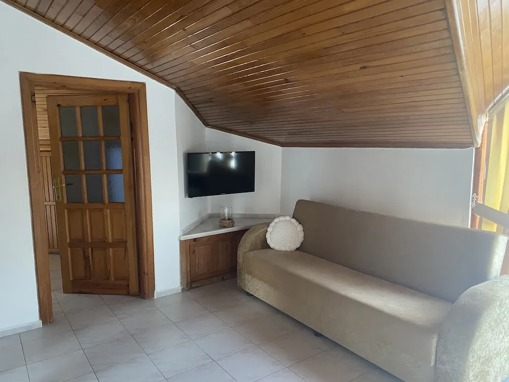 DENIZ,DAG,SEHIR,ORMAN MANZARALI,TERASLI