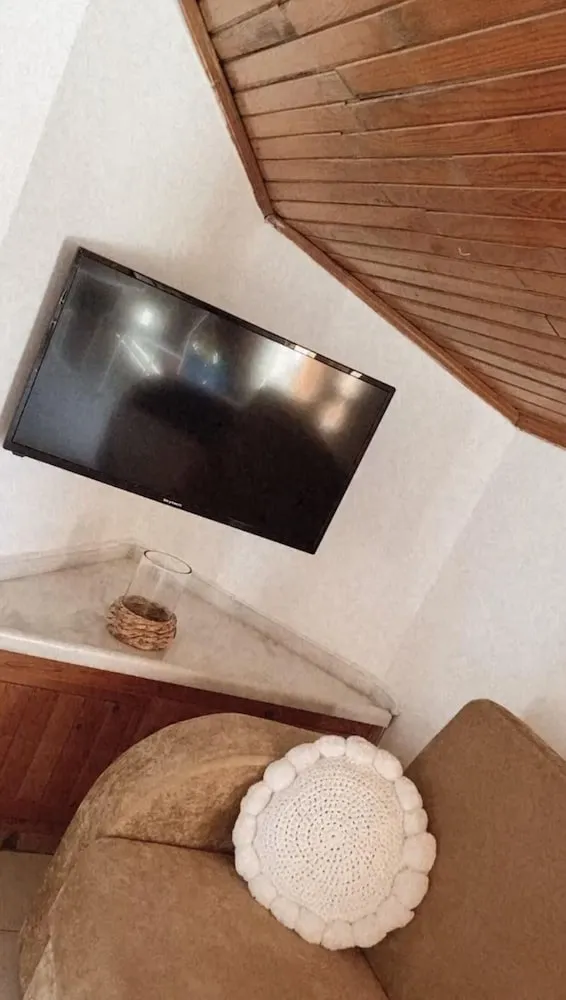 DENIZ,DAG,SEHIR,ORMAN MANZARALI,TERASLI