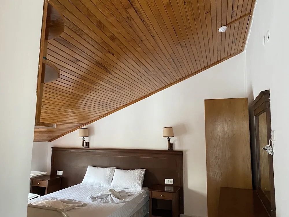 DENIZ VE SEHIR MANZARALI STUDYO DAIRE