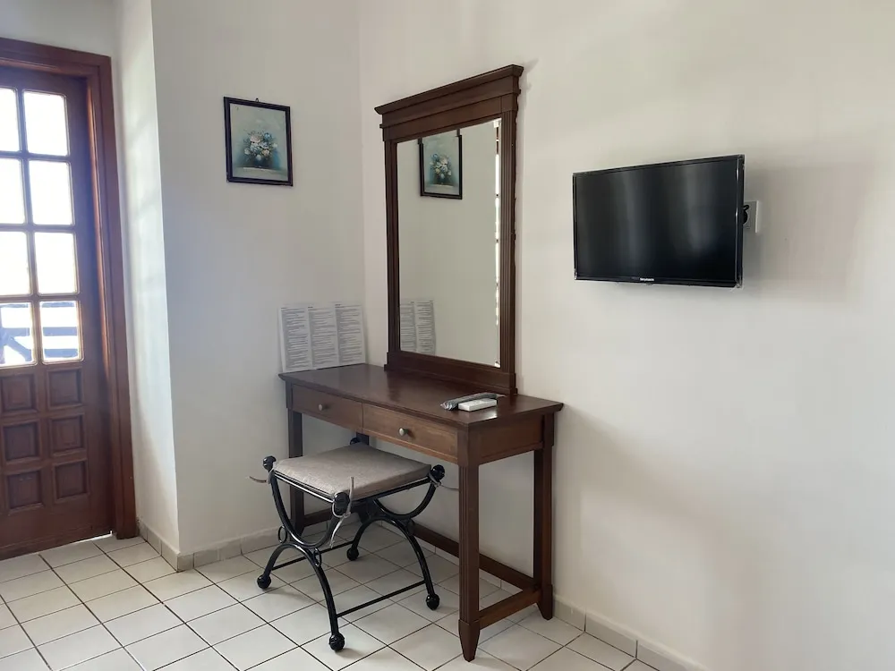 DENIZ VE SEHIR MANZARALI STUDYO DAIRE