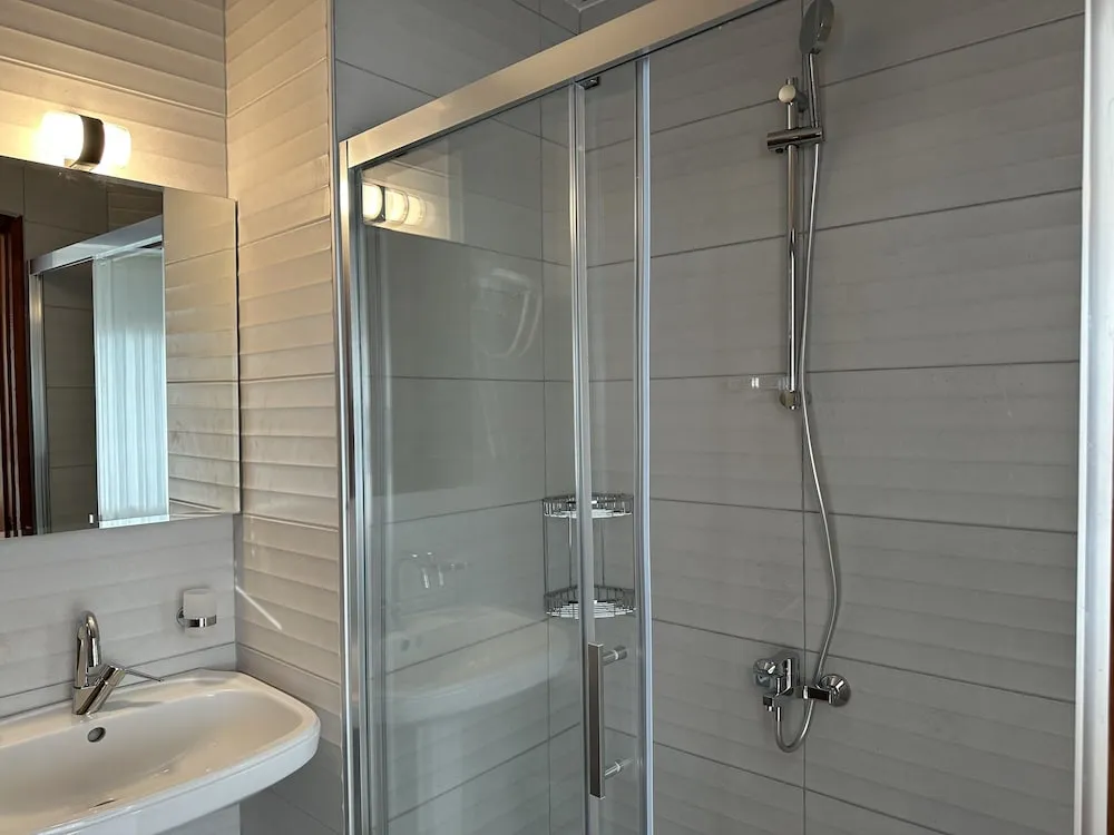 DENIZ, DAG, SEHIR MANZARALI 1+1 APART