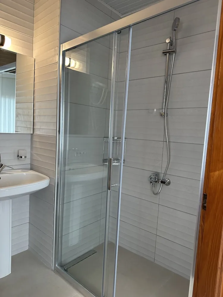 DENIZ, DAG, SEHIR MANZARALI 1+1 APART