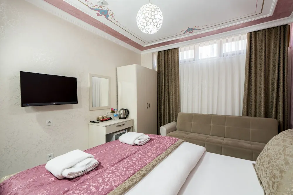 Economy Room, 1 Bedroom, Basement Floor