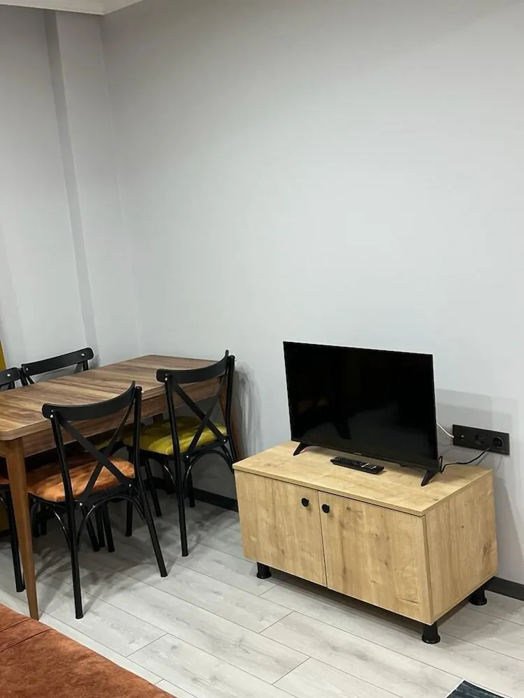 Superior Apart Daire, 1 Büyük (Queen) Boy Yatak ve Çekyat, Sigara İçilebilir, Dağ Manzaralı