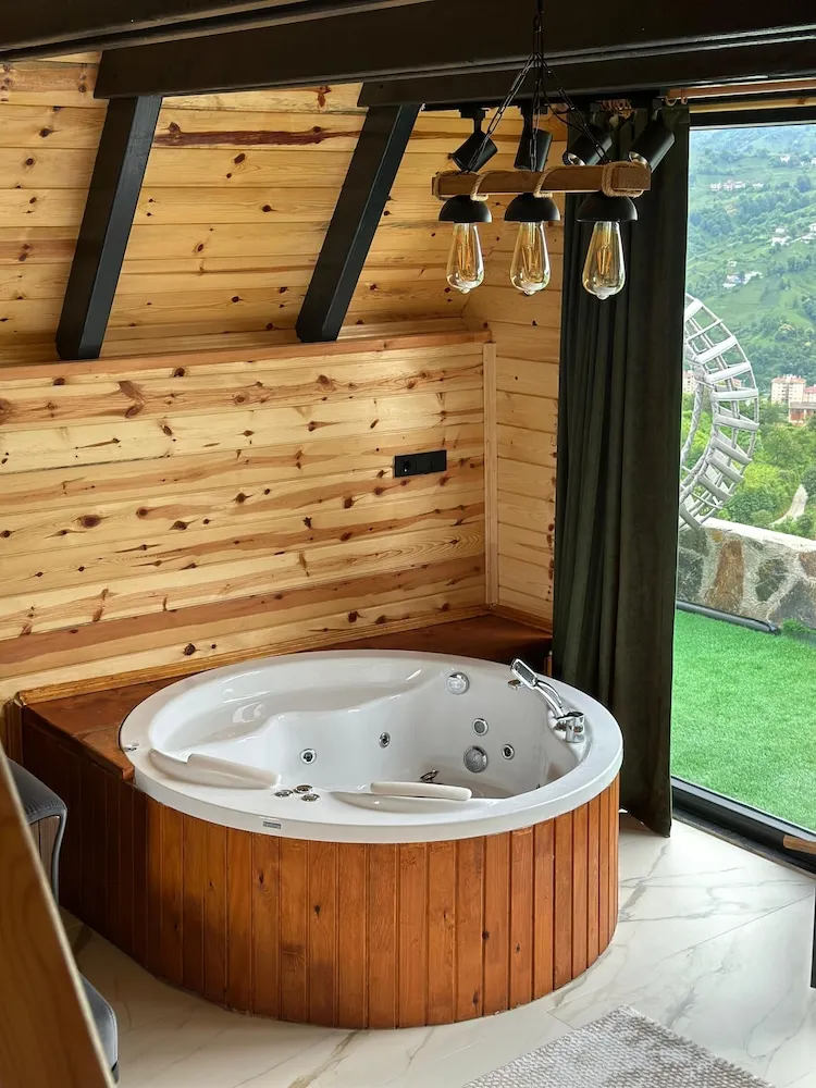Basic Bungalov, Deniz Manzaralı