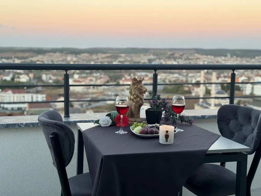 Elite Üç Kişilik Oda, Şehir Manzaralı