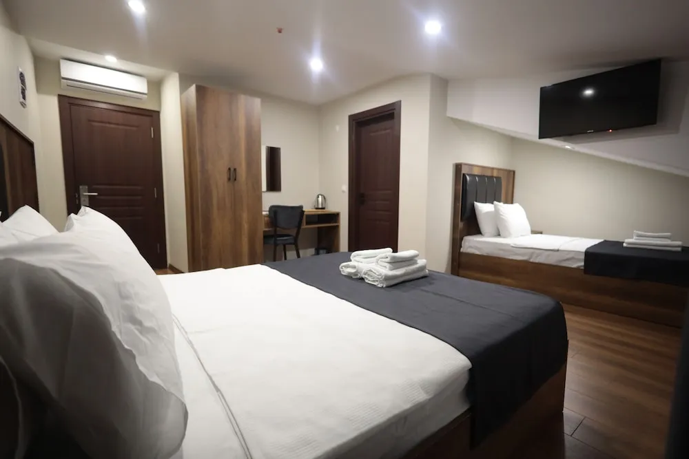 Elite Üç Kişilik Oda, Şehir Manzaralı