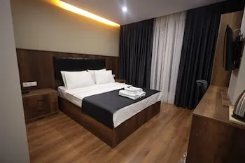 BZN Airport Hotel