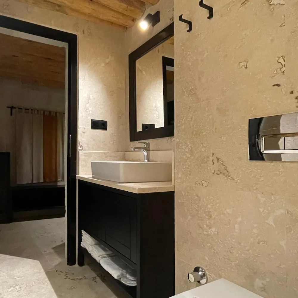 Deluxe Tek Büyük Yataklı Oda, 1 Yatak Odası, Dağ Manzaralı