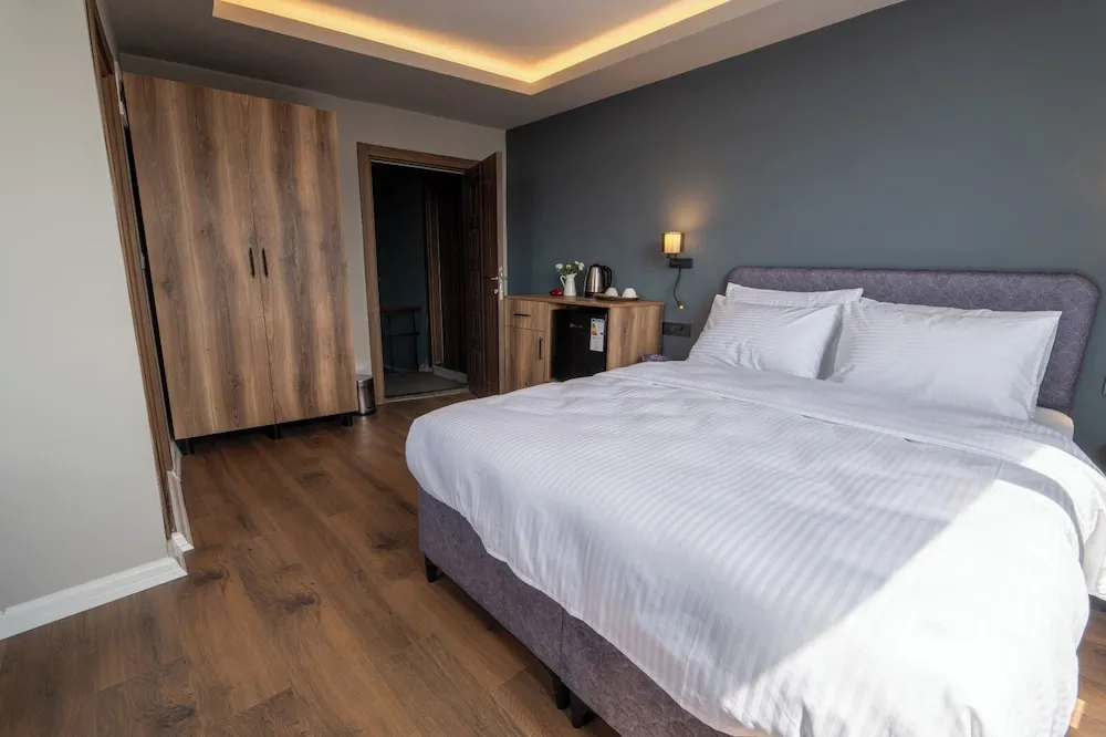 Deluxe Tek Büyük Yataklı Oda, Deniz Manzaralı