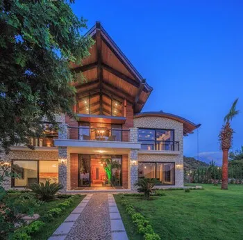 Özel Ada Tarzı Ultra Lüks Villa Kompleksi