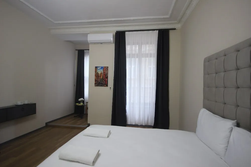 Standard Tek Büyük Yataklı Oda, Şehir Manzaralı