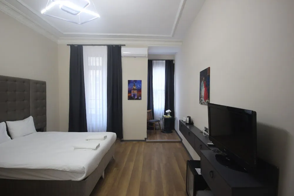Standard Tek Büyük Yataklı Oda, Şehir Manzaralı