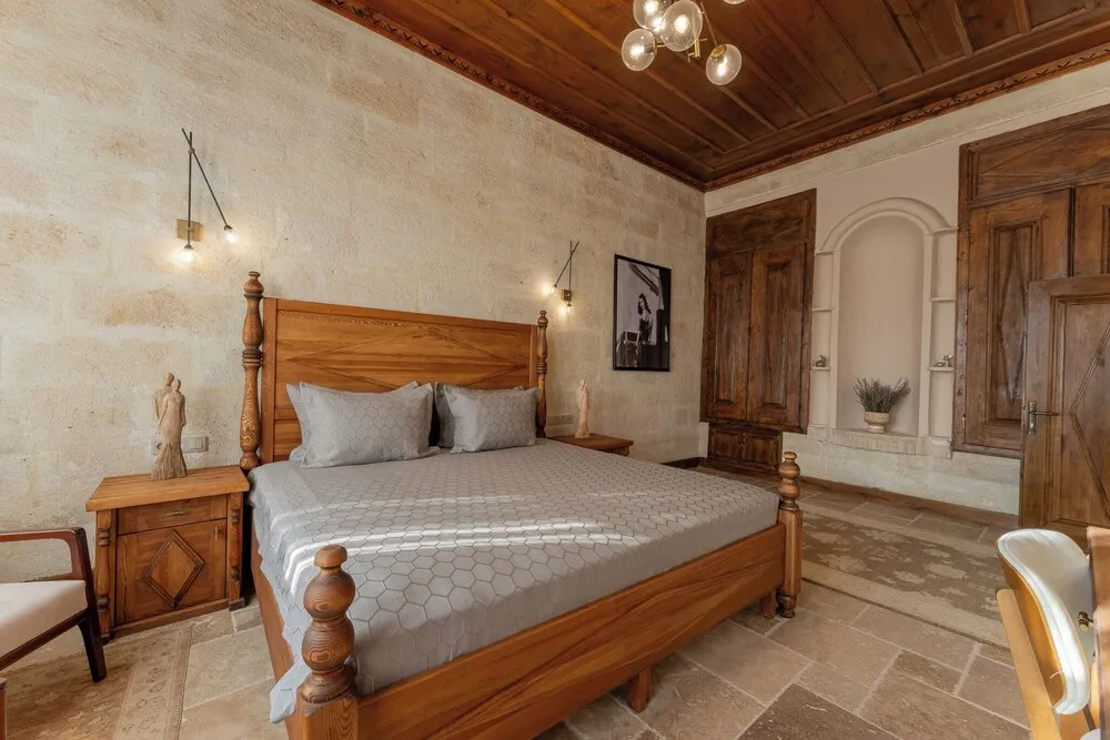 Pasha Suite