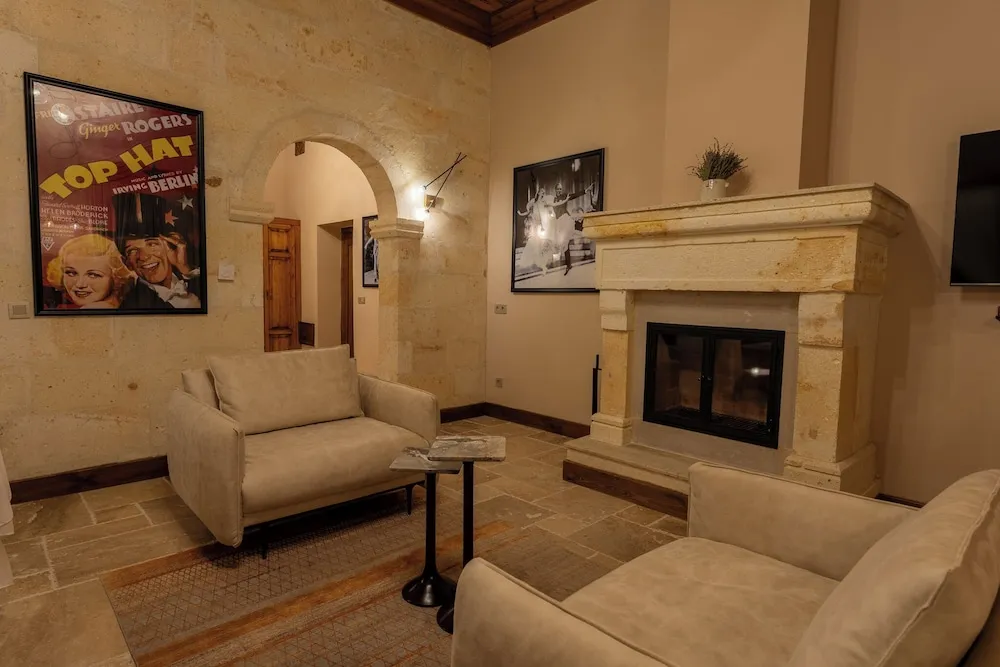 Stone Mansion Suite