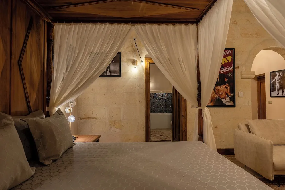 Stone Mansion Suite