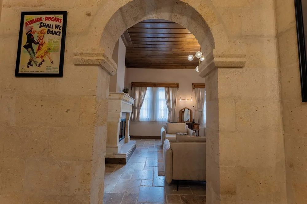 Stone Mansion Suite