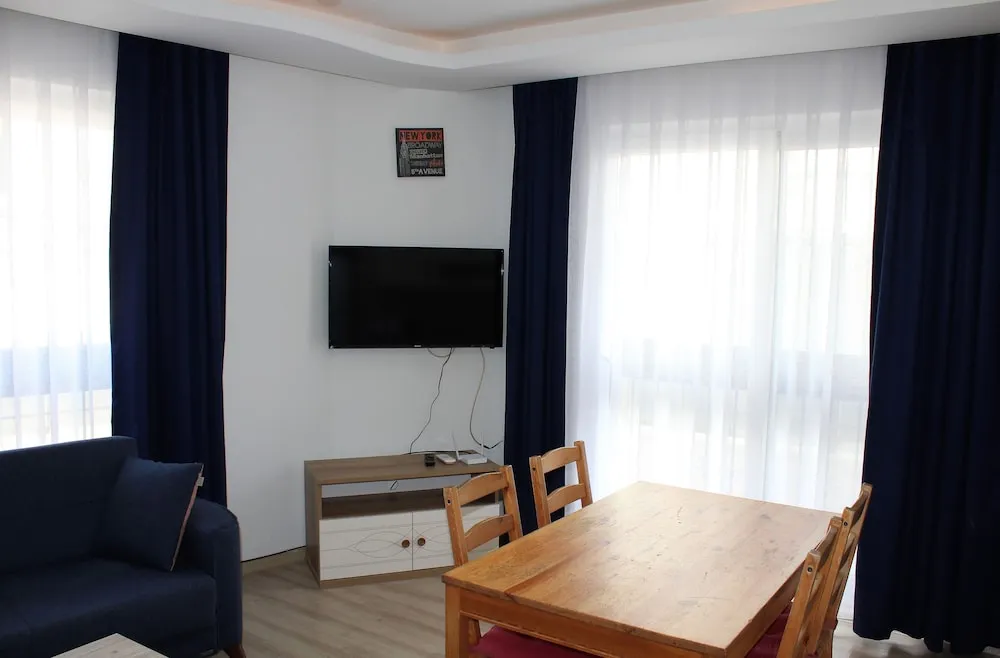 Economy Apart Daire, Balkon, Bahçe Manzaralı